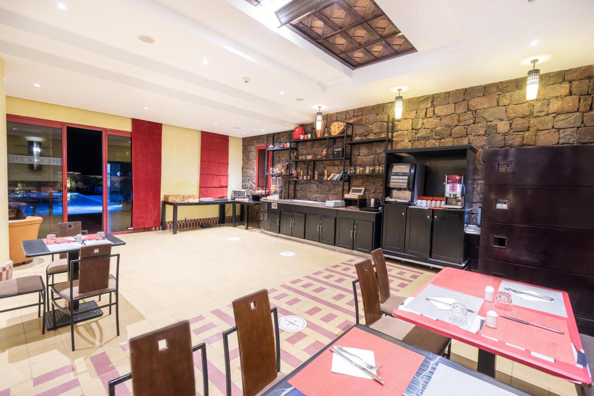Ibis Ouarzazate Centre Hotel Екстериор снимка